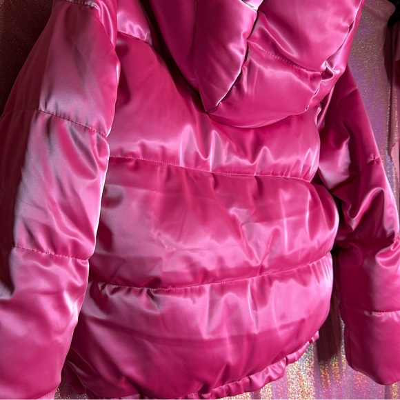 Forever 21 Rose Pink Fuchsia Metallic Quilted Puffer Crop Jacket Coat - Picture 7 of 13